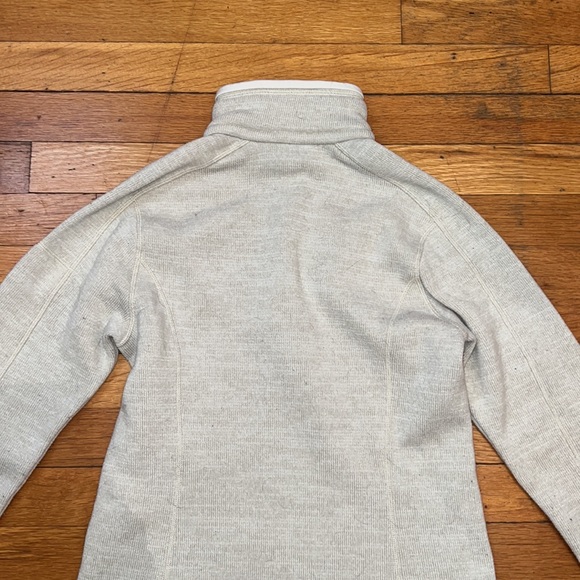 Patagonia Better Sweater 1/4 Zip Pullover Fleece, size Small - Picture 8 of 9